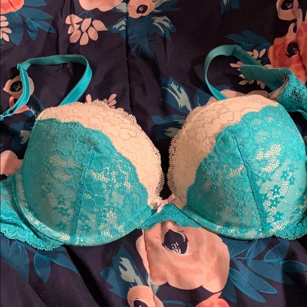 VS Bra 38B
